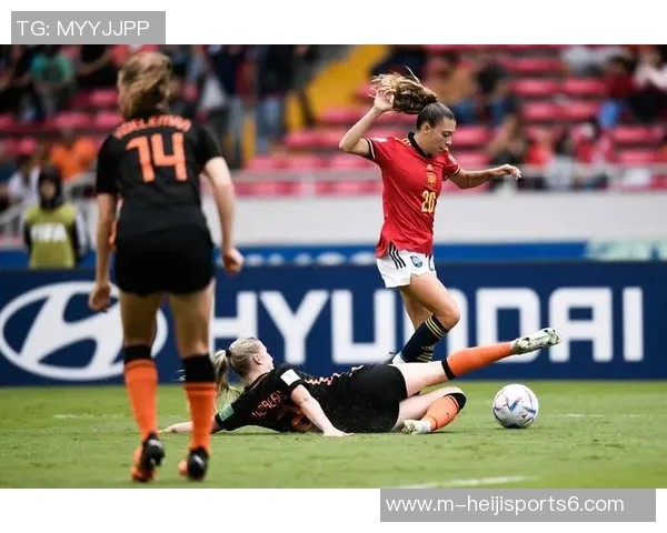 2014年世界杯决赛回顾荷兰与西班牙的经典对决与历史意义分析